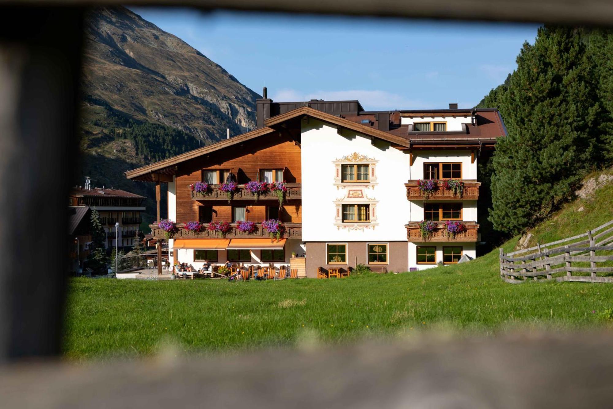 Macun, Im Oetztal 3*