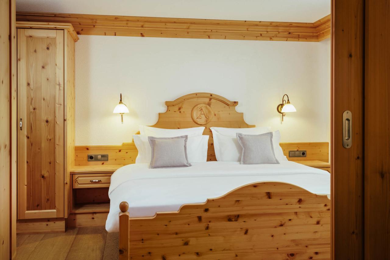 Macun Hotel